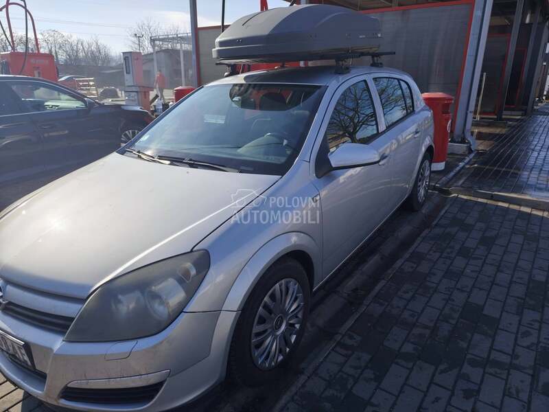 Opel Astra H 