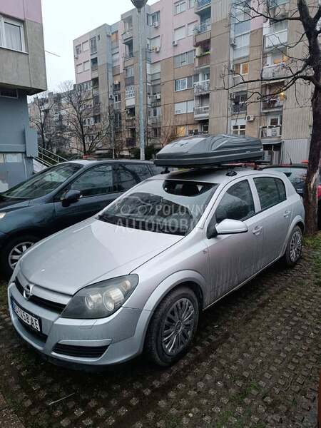 Opel Astra H 