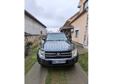 Mitsubishi Pajero DI-D