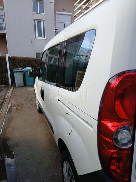 Opel Combo 1.6