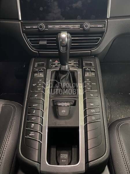 Porsche Macan 2.0.