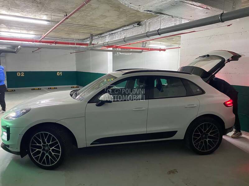 Porsche Macan 2.0.