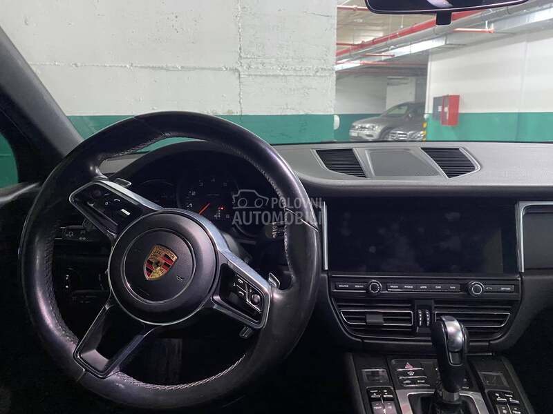 Porsche Macan 2.0.