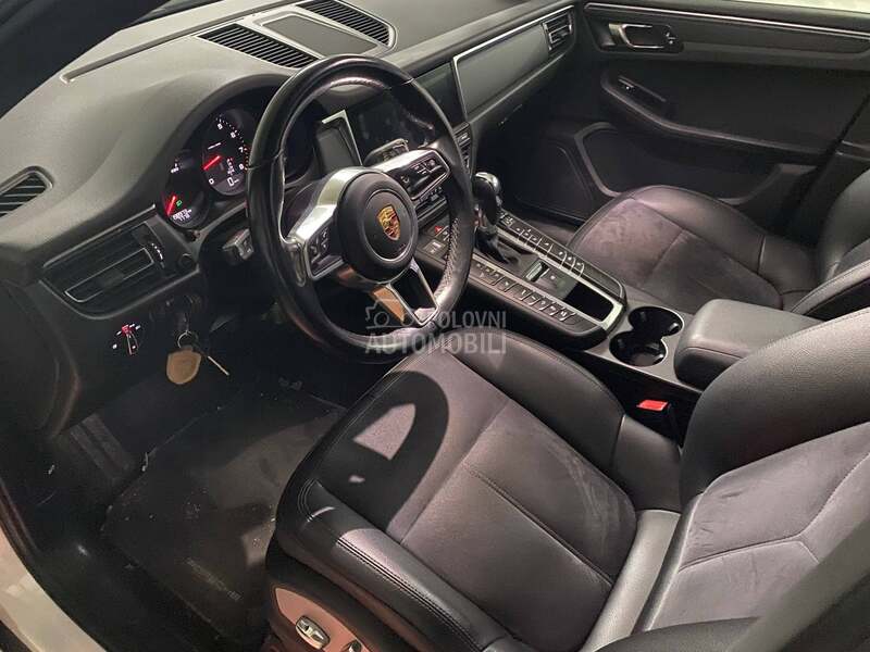 Porsche Macan 2.0.