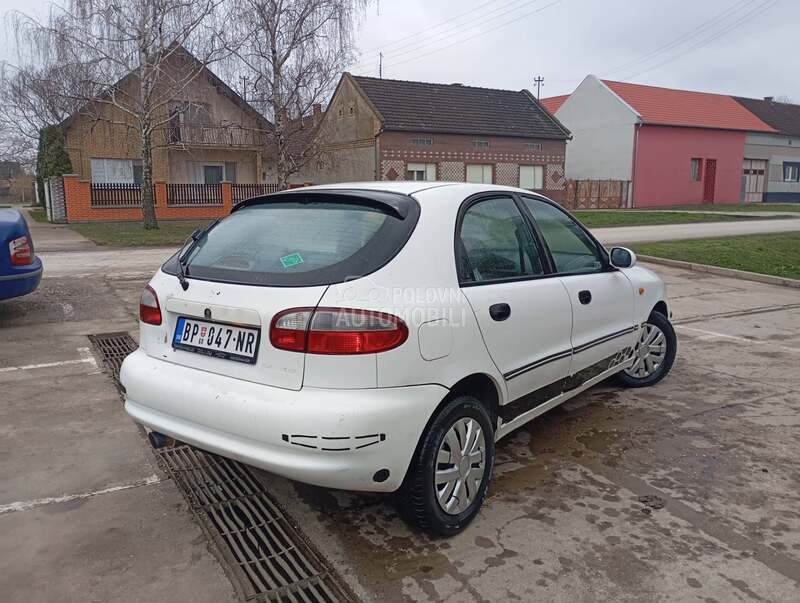 Daewoo Lanos i