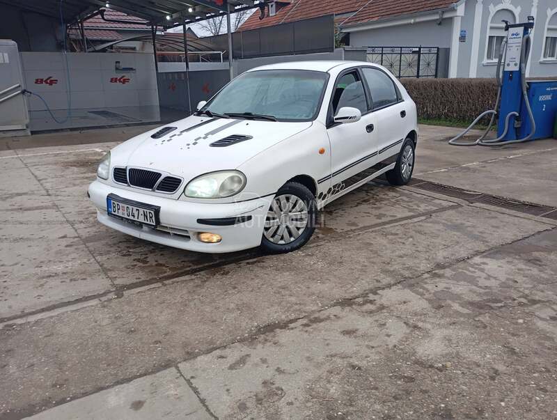 Daewoo Lanos i