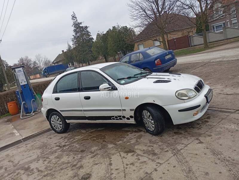 Daewoo Lanos i
