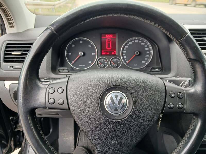 Volkswagen Golf 5 