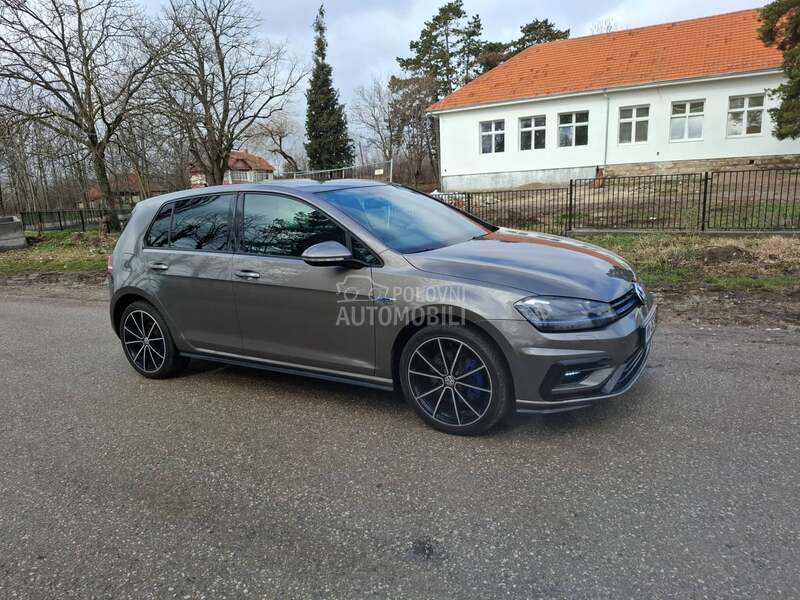 Volkswagen Golf 7 G T E