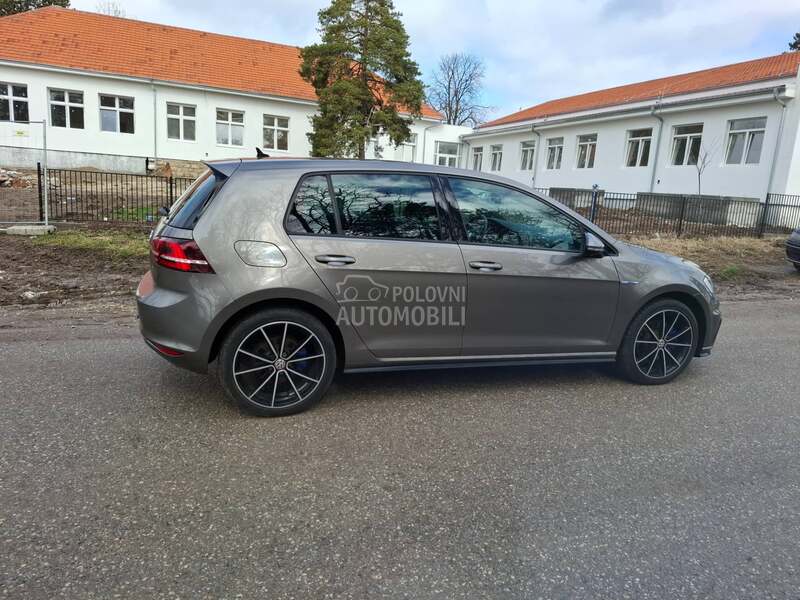 Volkswagen Golf 7 G T E