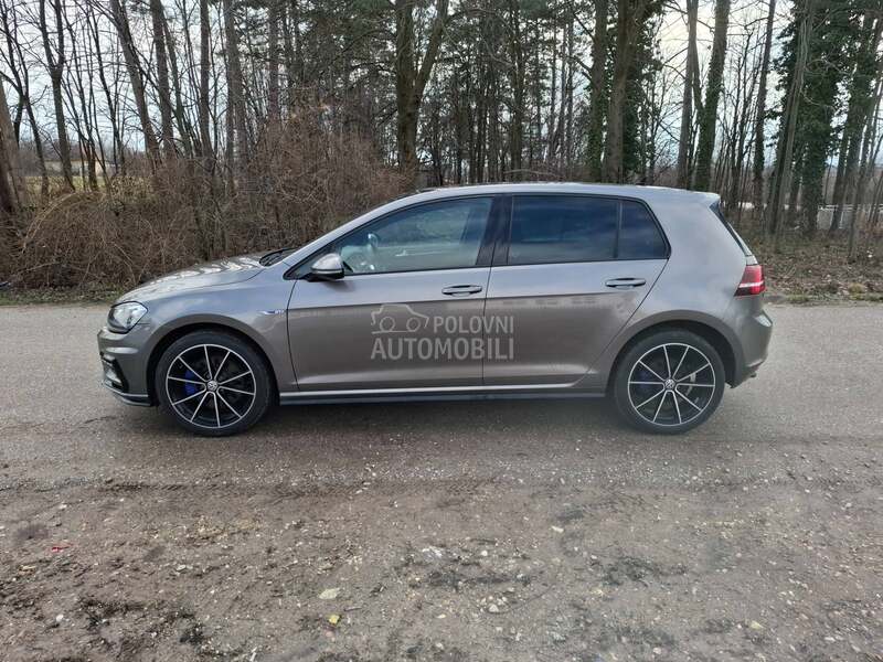 Volkswagen Golf 7 G T E