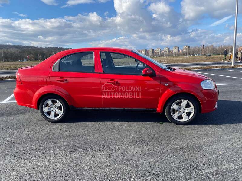 Chevrolet Aveo 