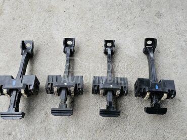 Granicnik za vrata za BMW 125, 116, 118 ... od 2011. do 2014. god.