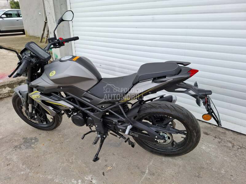 Benelli 125