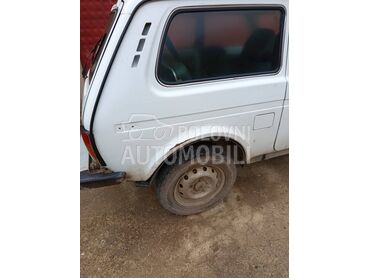 Lada Niva 