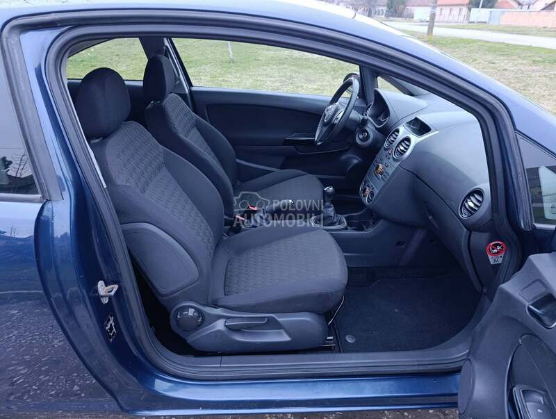 Opel Corsa D 