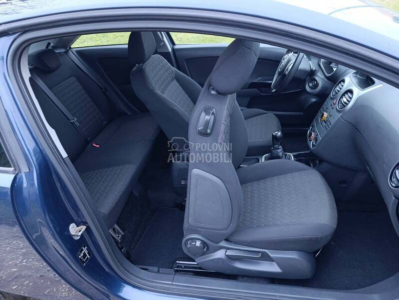 Opel Corsa D 