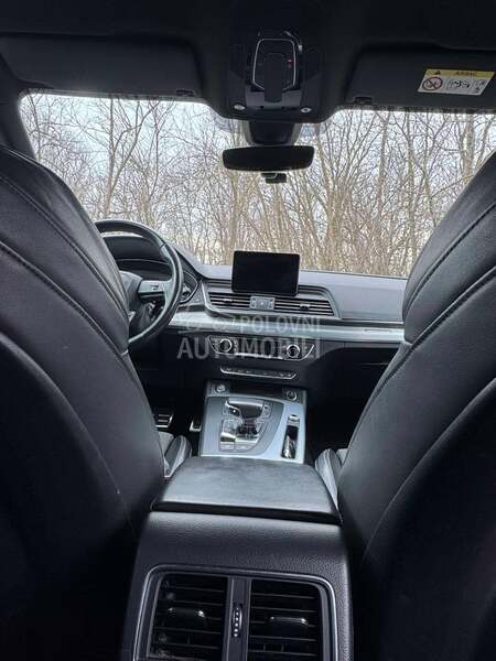 Audi Q5 2.0 S line
