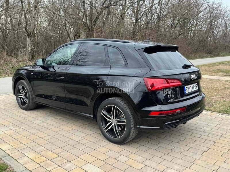 Audi Q5 2.0 S line