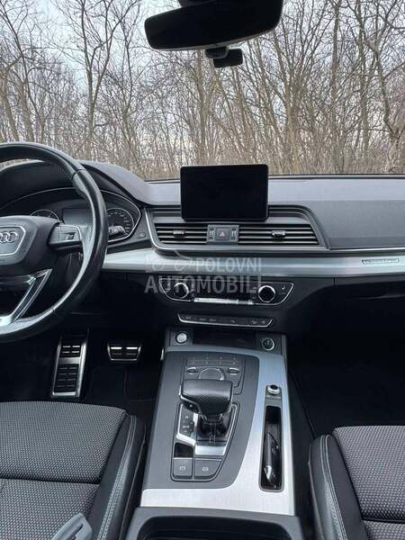 Audi Q5 2.0 S line