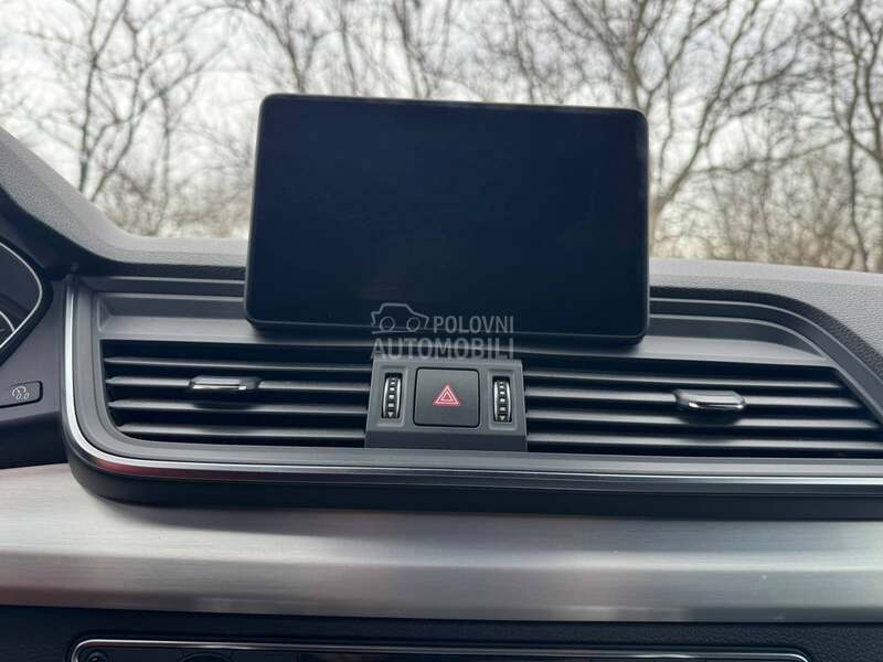 Audi Q5 2.0 S line