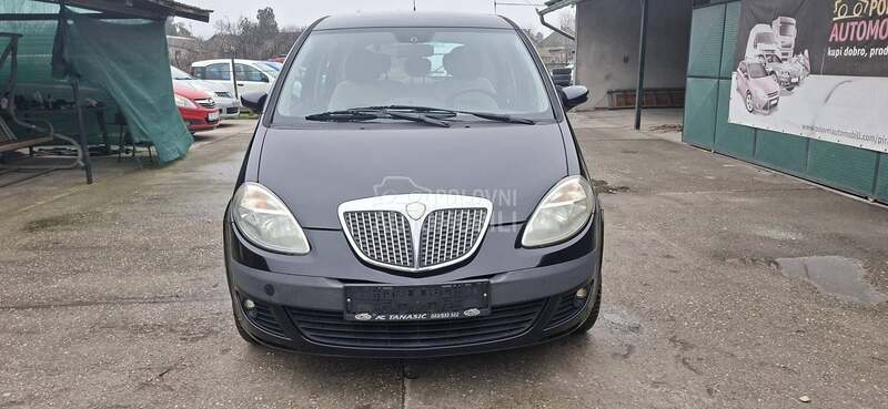 Lancia Musa 1.4 i