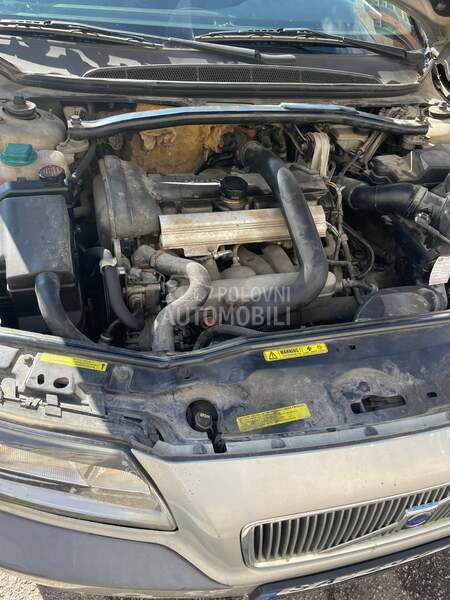 Volvo S80 -  kompletan auto u delovima