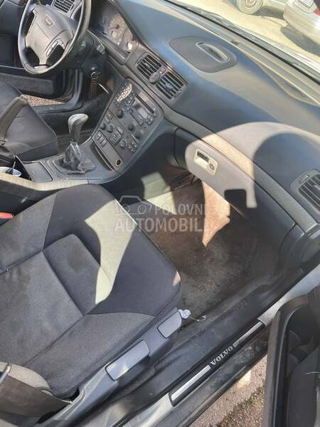 Volvo S80 -  kompletan auto u delovima