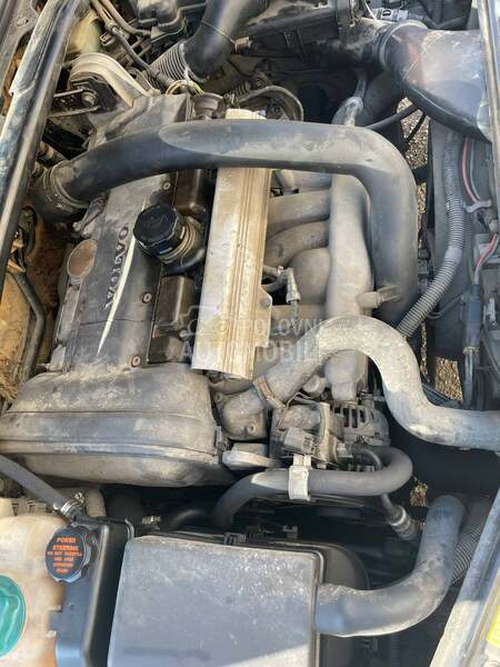 Volvo S80 -  kompletan auto u delovima