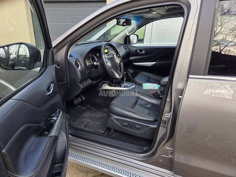 Nissan Navara 