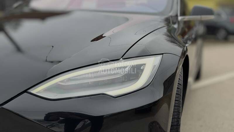 Tesla Model S S75DUALMOTOR
