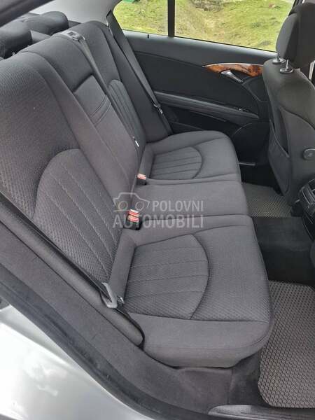 Mercedes Benz E 220 