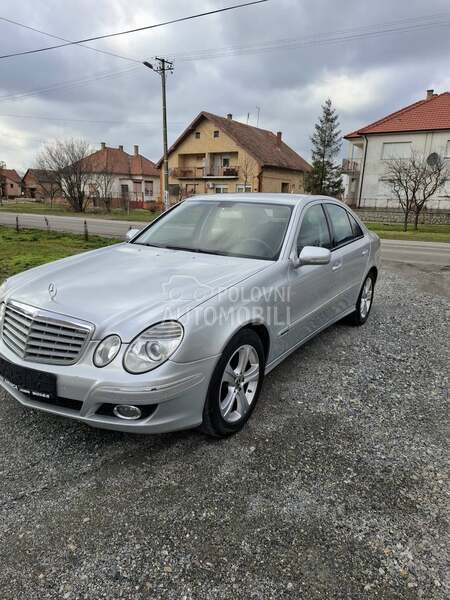 Mercedes Benz E 220 