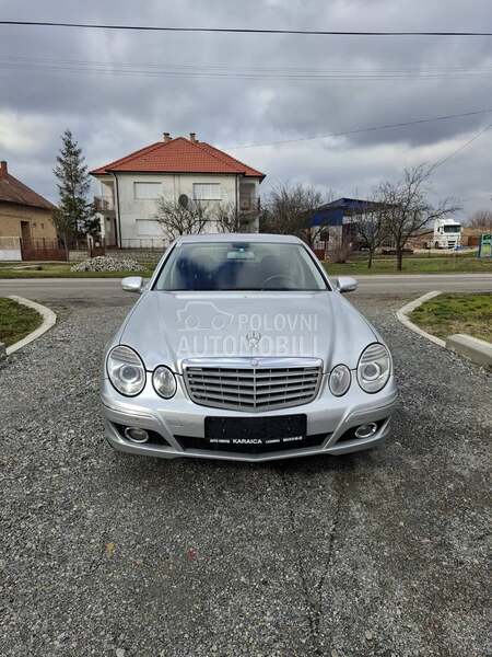 Mercedes Benz E 220 