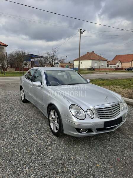 Mercedes Benz E 220 