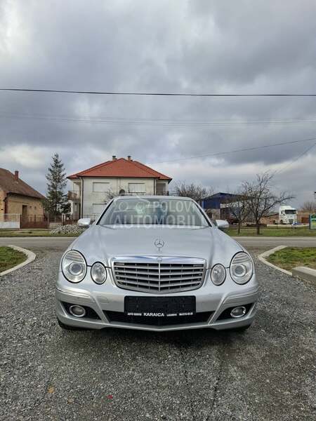Mercedes Benz E 220 