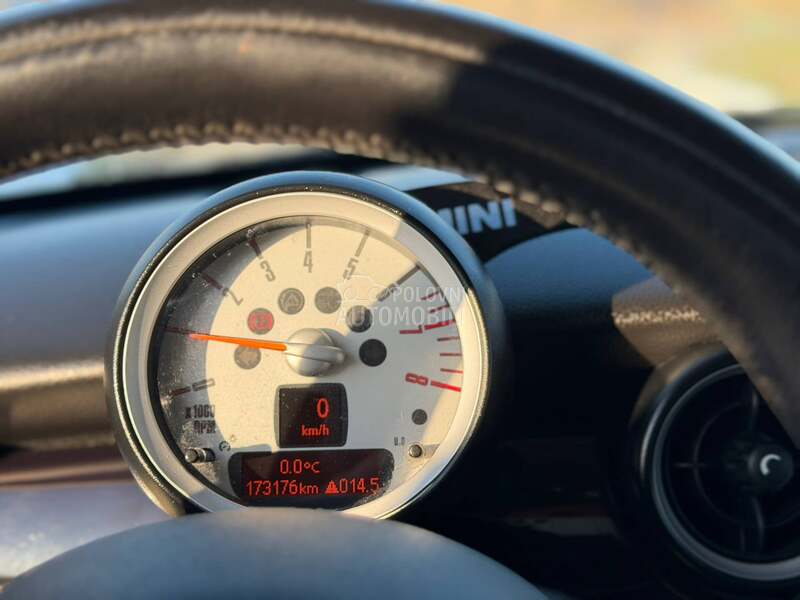 MINI Cooper 