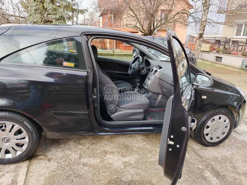 Opel Corsa D 