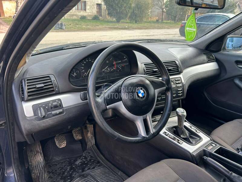 BMW 320 