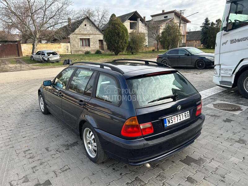BMW 320 