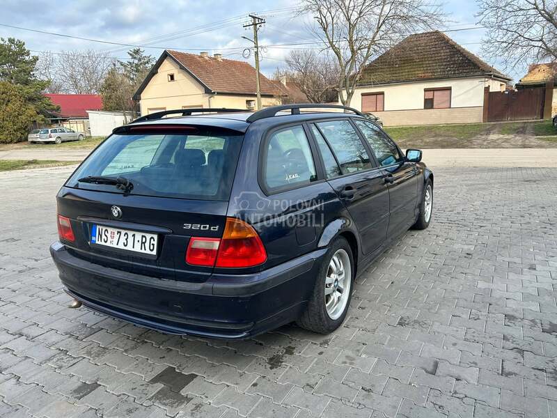 BMW 320 