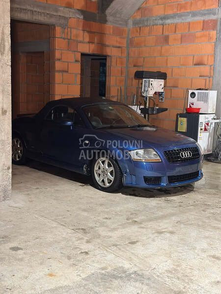 Audi TT 