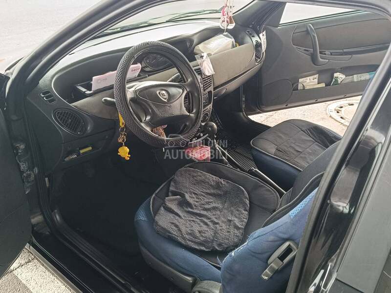 Lancia Ypsilon Y1.2 LS