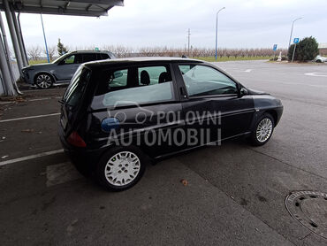 Lancia Ypsilon Y1.2 LS
