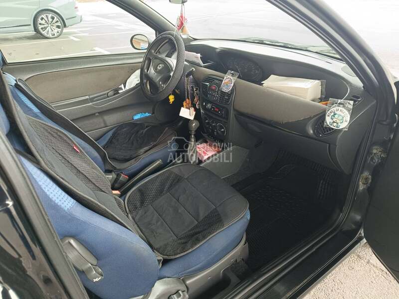 Lancia Ypsilon Y1.2 LS