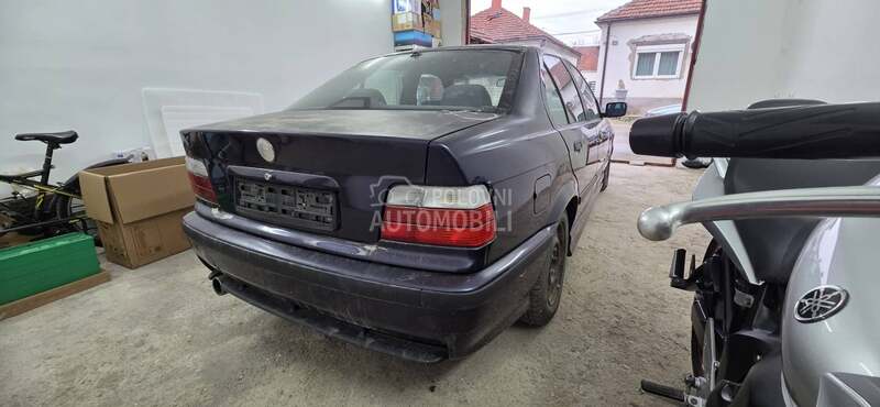BMW 318 M paket