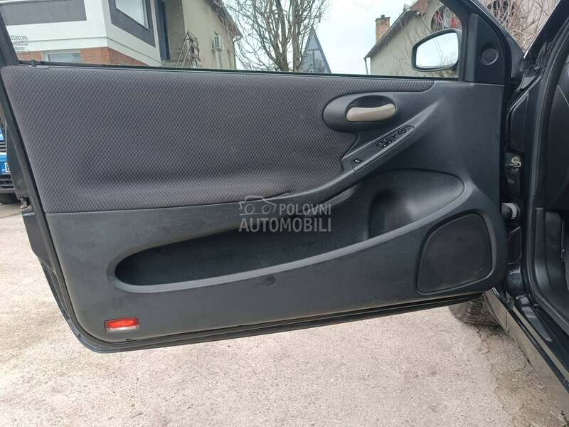 Fiat Stilo 1.6b  dugo  r e g