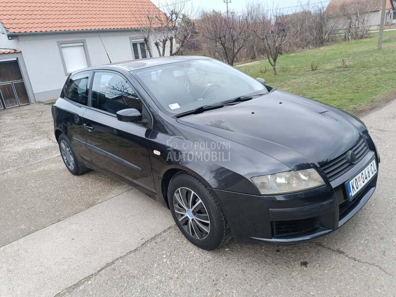 Fiat Stilo 1.6b  dugo  r e g