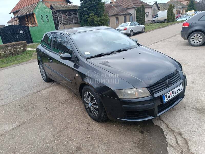 Fiat Stilo 1.6b  dugo  r e g
