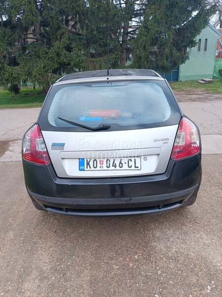 Fiat Stilo 1.6b  dugo  r e g
